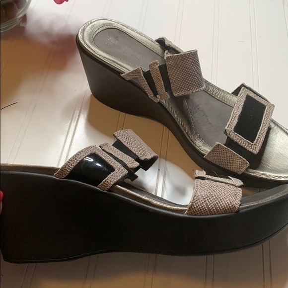 NAOT Treasures Gray Patent wedge Sandal Sz 42. BLW1039 - Picture 3 of 8